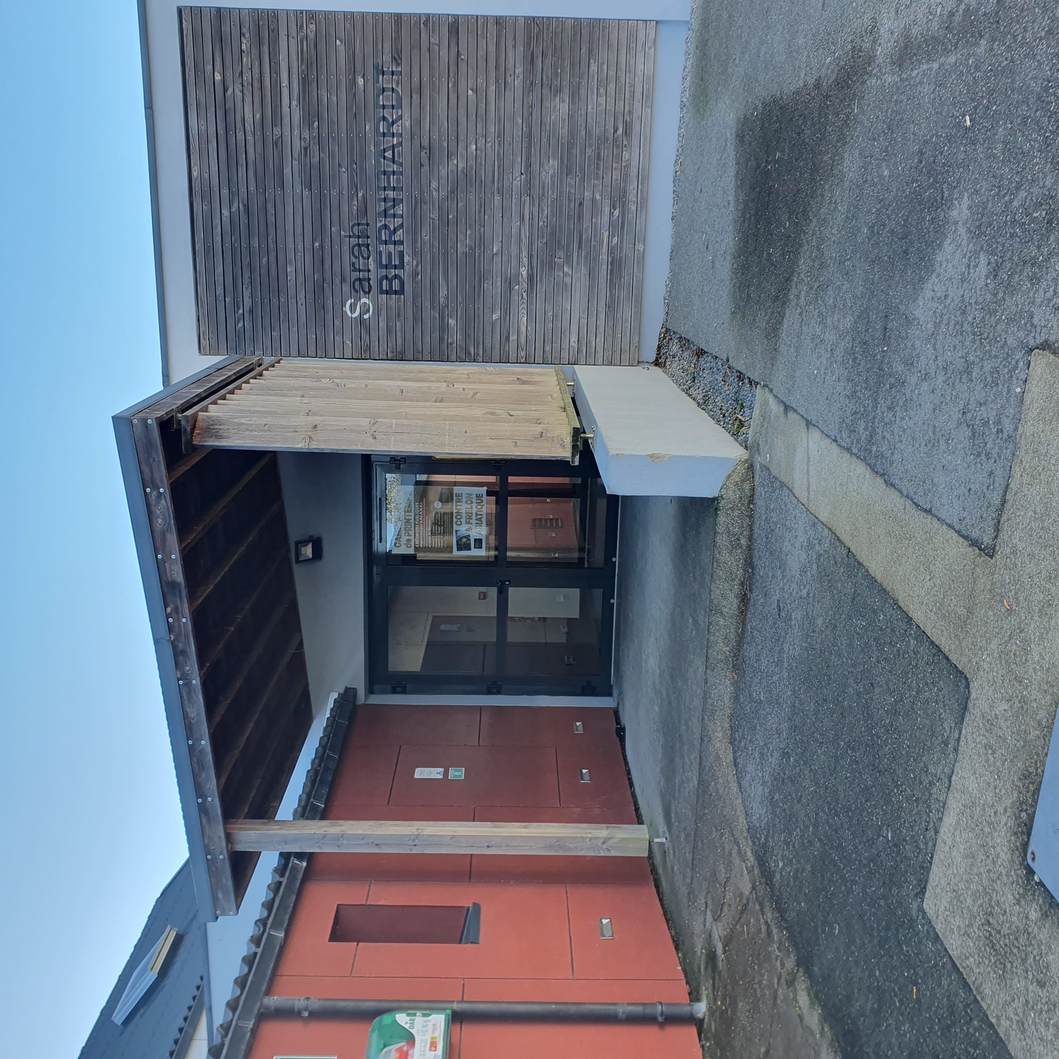 salle sarah bernhard entree