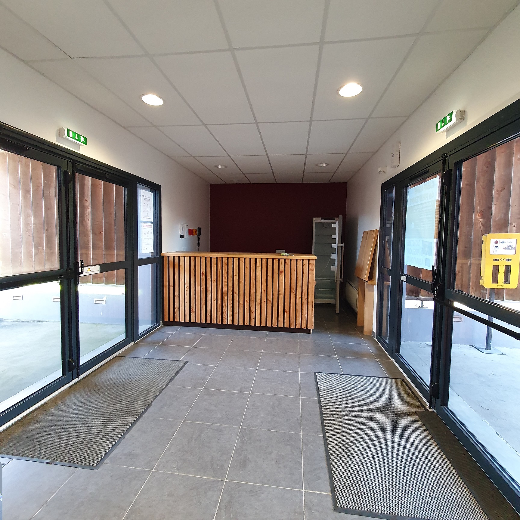 salle sarah bernhard entree 2